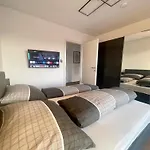 Luxusapartment Mit 40 Qm Terrasse, E-parkplatz Und Parkplatz *