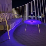 Апартаменти Luxusapartment Mit 40 Qm Terrasse, E-parkplatz Und Parkplatz