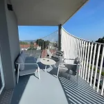 Апартаменти Luxusapartment Mit 40 Qm Terrasse, E-parkplatz Und Parkplatz *