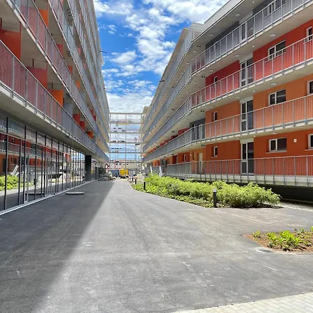 Apartment Luxusapartment Mit 40 Qm Terrasse, E-parkplatz Und Parkplatz *