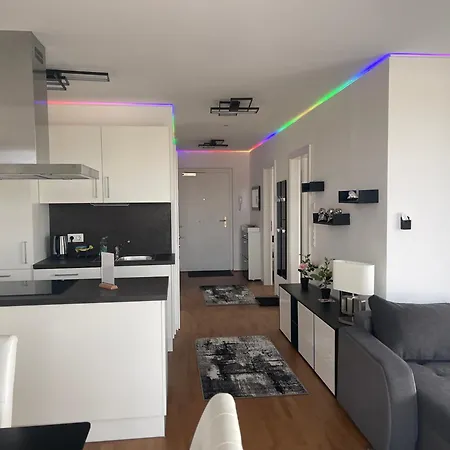 Apartman Luxusapartment Mit 40 Qm Terrasse, E-parkplatz Und Parkplatz *