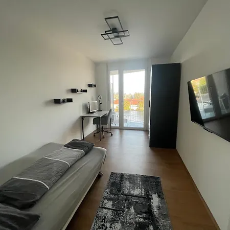Luxusapartment Mit 40 Qm Terrasse, E-parkplatz Und Parkplatz *