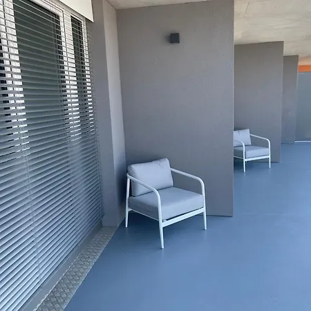 Luxusapartment Mit 40 Qm Terrasse, E-parkplatz Und Parkplatz Apartman *