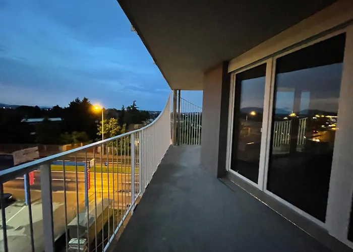 Appartement Luxusapartment Mit 40 Qm Terrasse, E-parkplatz Und Parkplatz *