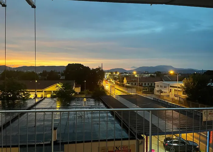 Luxusapartment Mit 40 Qm Terrasse, E-parkplatz Und Parkplatz * Graz