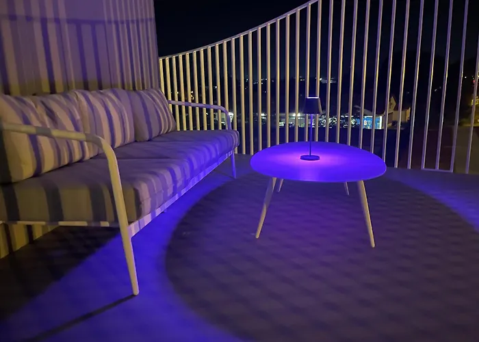 Lejlighed Luxusapartment Mit 40 Qm Terrasse, E-parkplatz Und Parkplatz