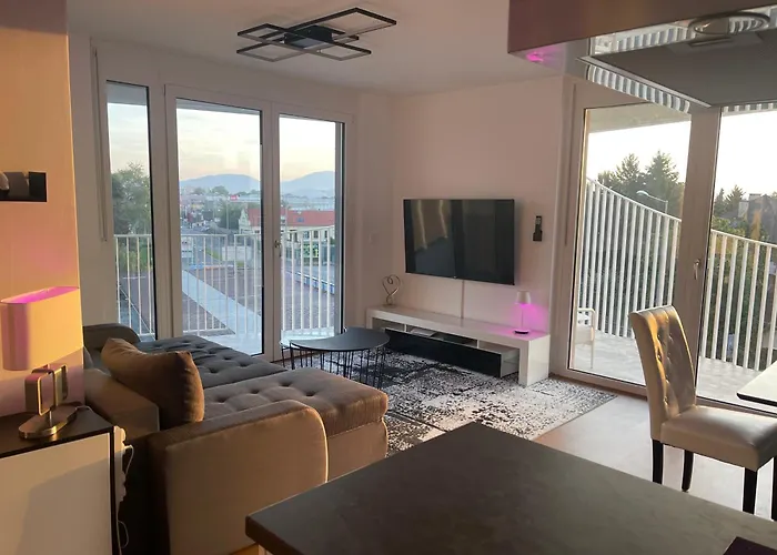 Luxusapartment Mit 40 Qm Terrasse, E-parkplatz Und Parkplatz *