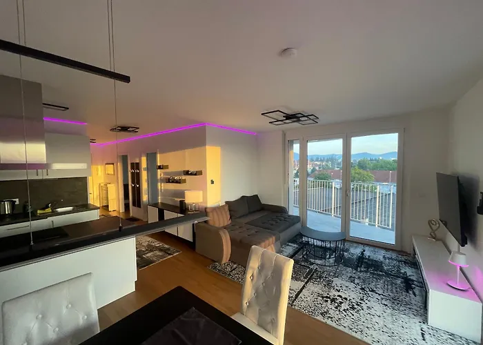 Appartement Luxusapartment Mit 40 Qm Terrasse, E-parkplatz Und Parkplatz