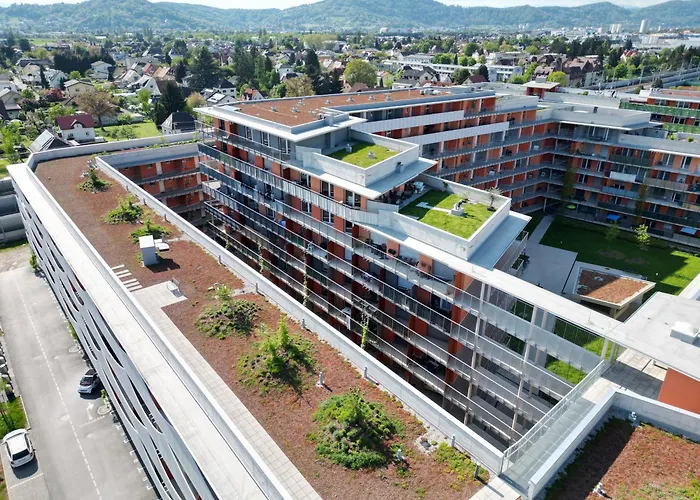 Luxusapartment Mit 40 Qm Terrasse, E-parkplatz Und Parkplatz